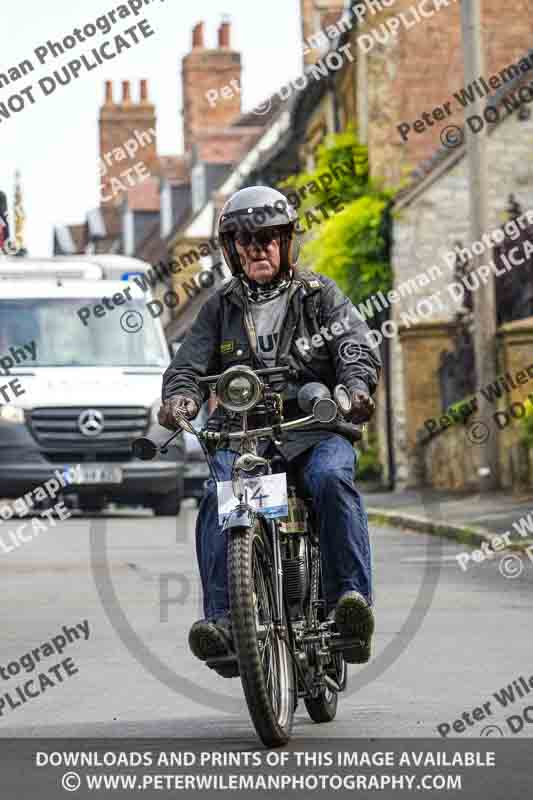 Vintage motorcycle club;eventdigitalimages;no limits trackdays;peter wileman photography;vintage motocycles;vmcc banbury run photographs